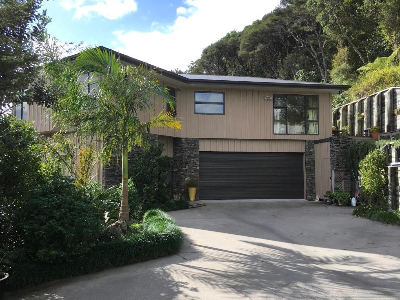 Puka Heights Bed & Breakfast Pauanui Exterior photo